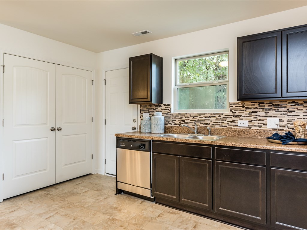 3533 Aldie Court photo 4