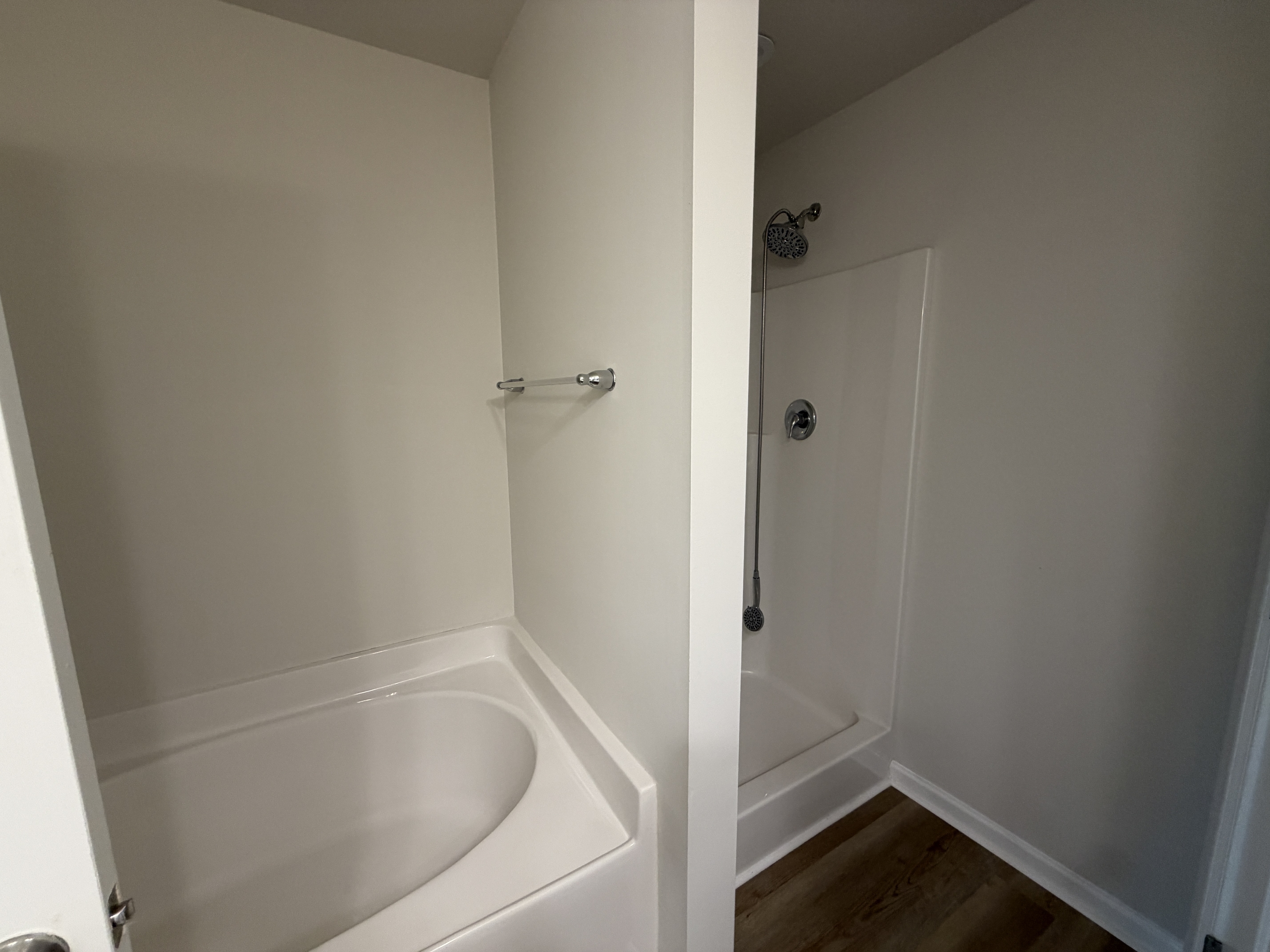 1037 Grand Ridge Dr photo 12