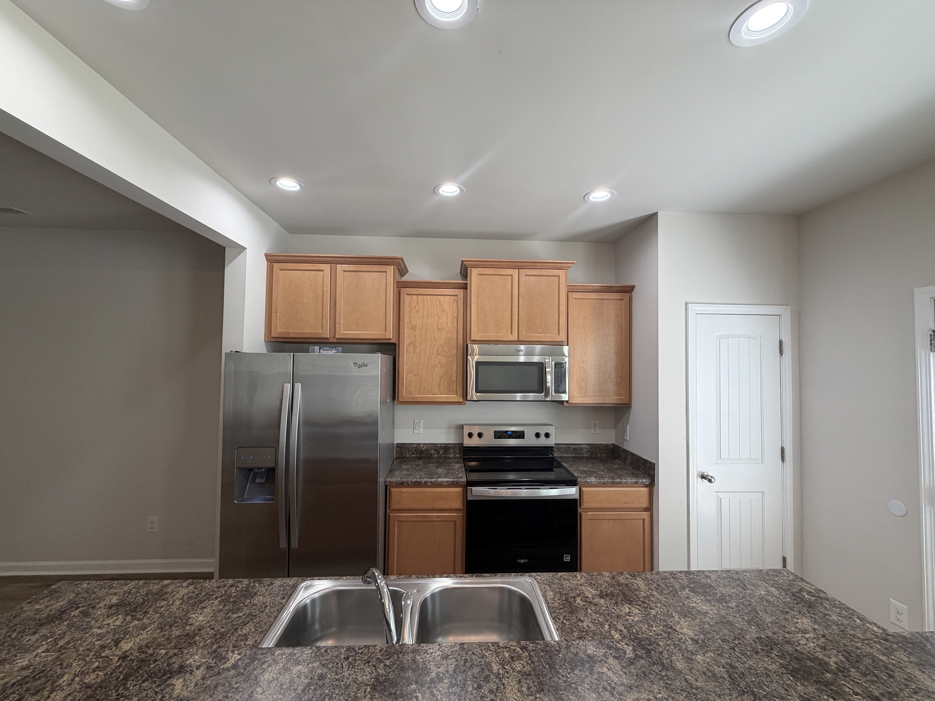 1037 Grand Ridge Dr photo 5