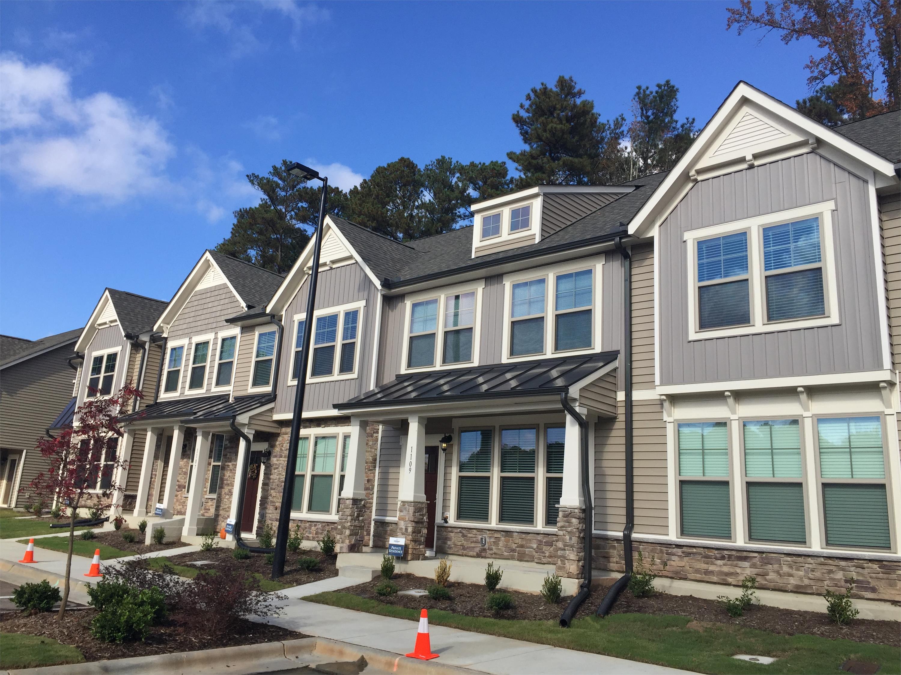 1105 Metropolitan Drive