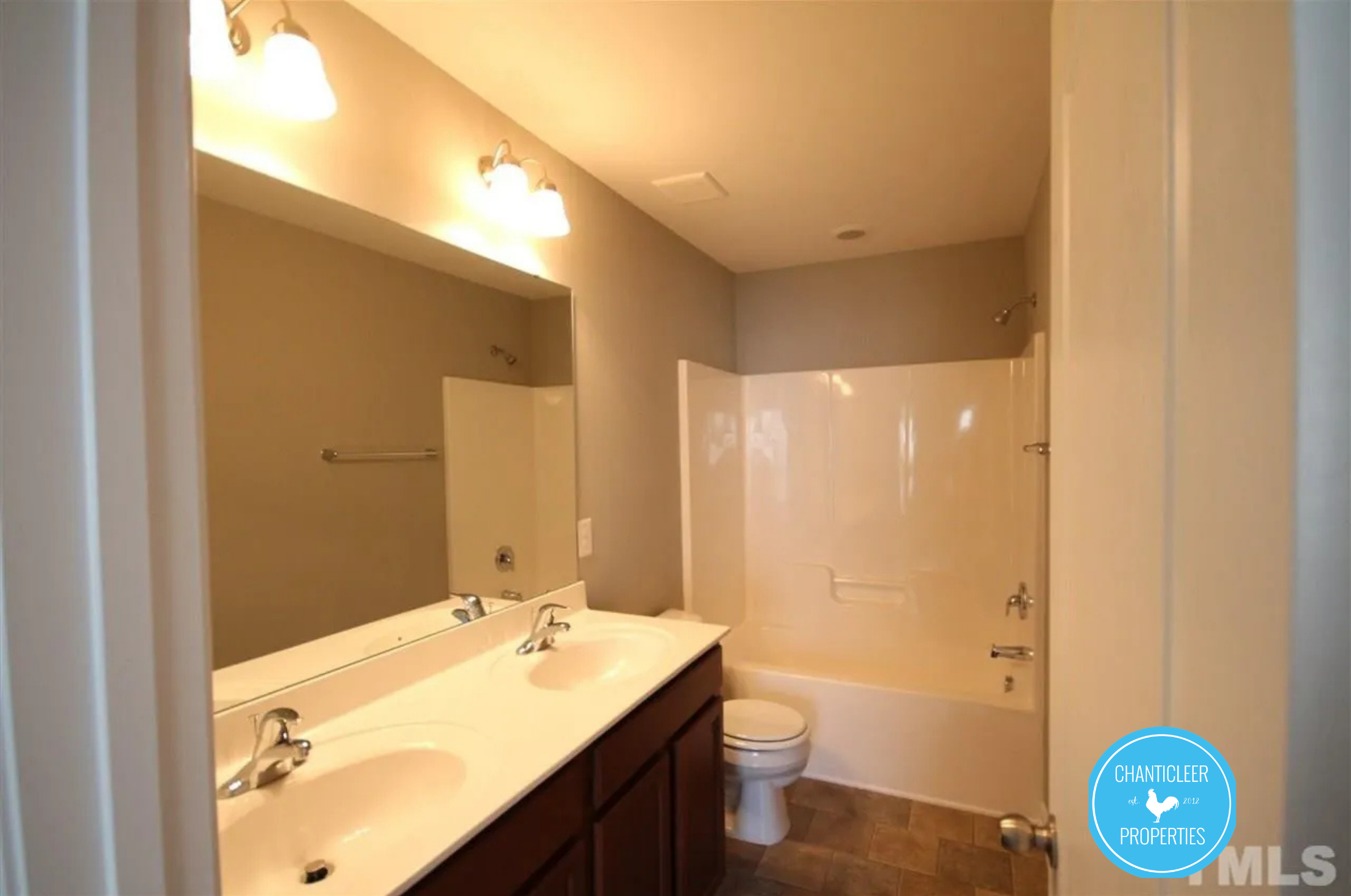 2219 Sunny Cove Drive photo 9