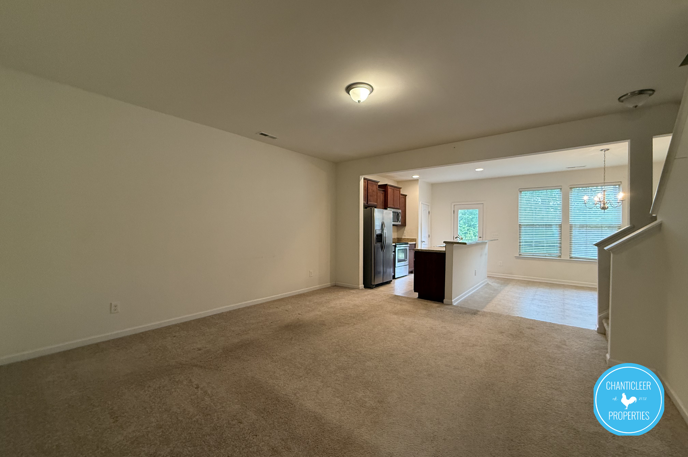 49 E Grove Point Dr photo 10