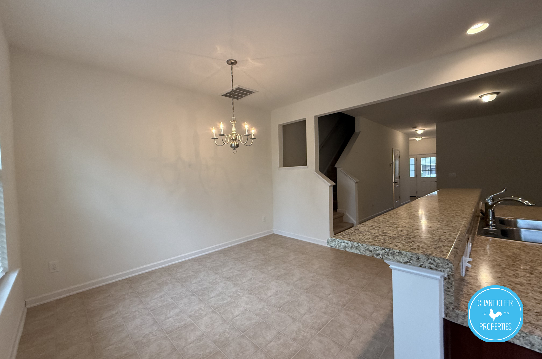 49 E Grove Point Dr photo 7