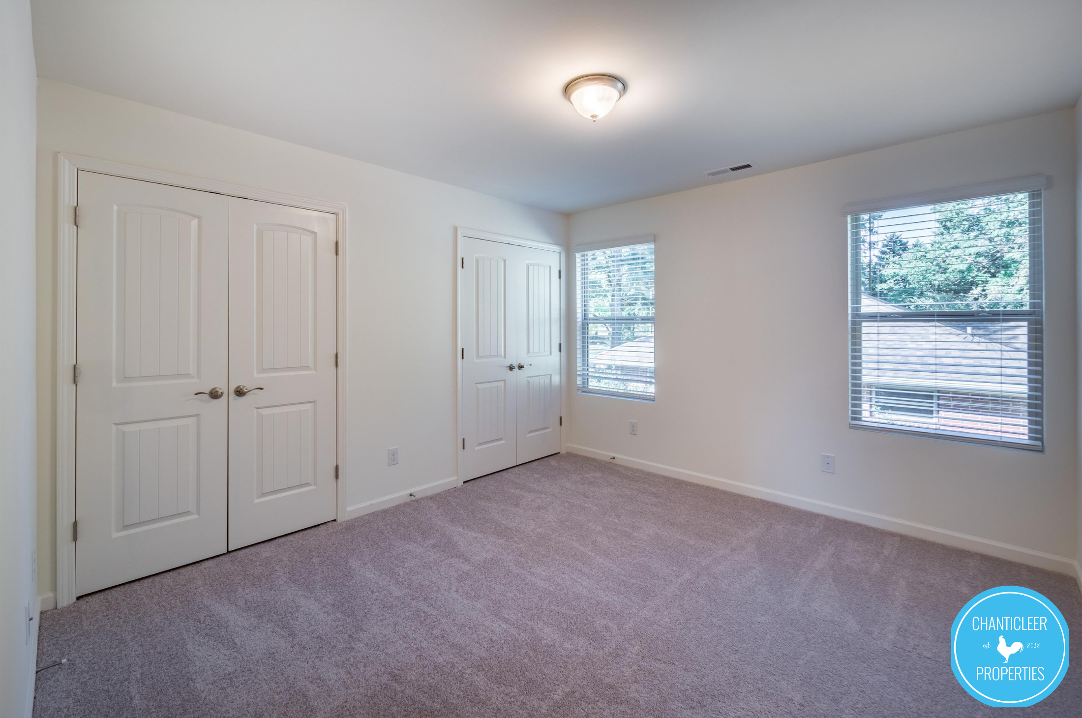 8 Rochambeau Court photo 6