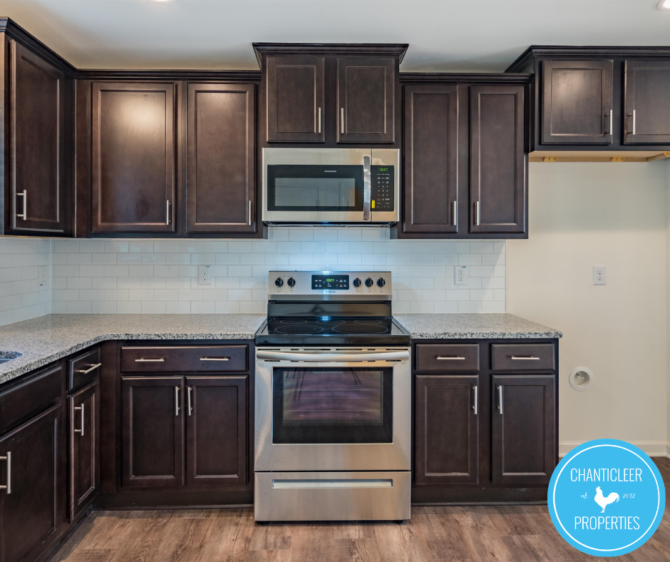 512 Hobkirks Pl photo 2