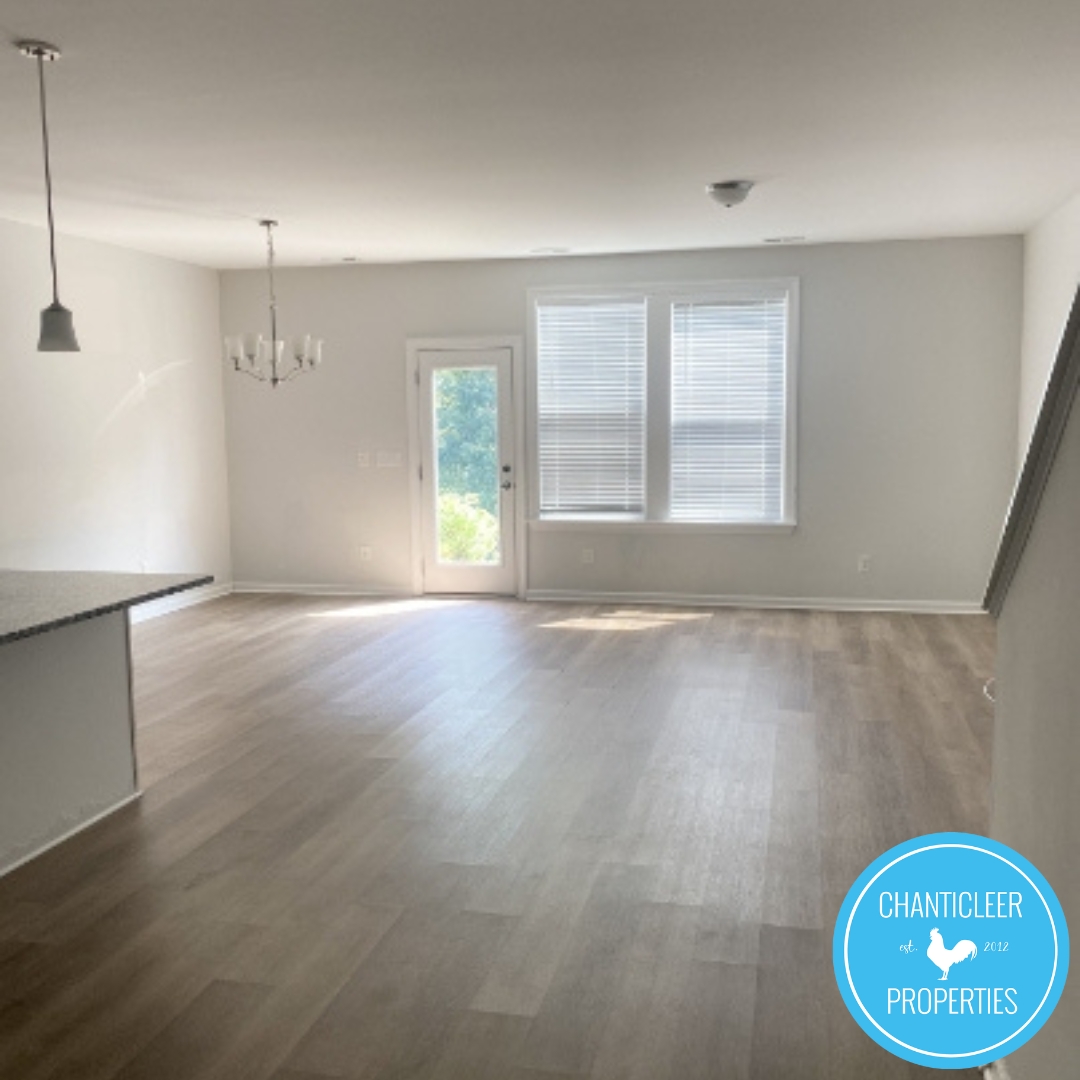 2022 Chipley Drive photo 6