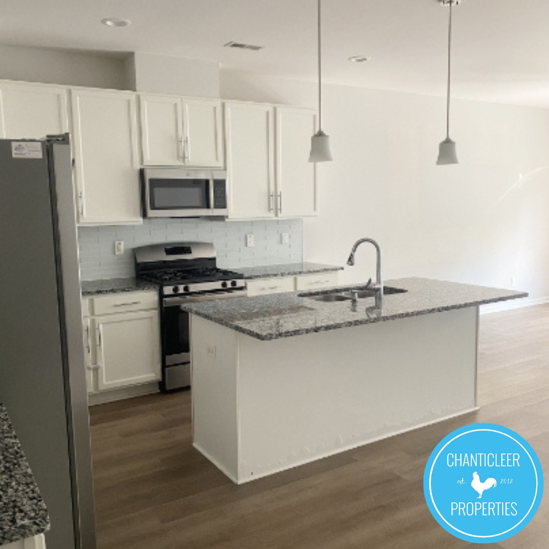 2022 Chipley Drive photo 3