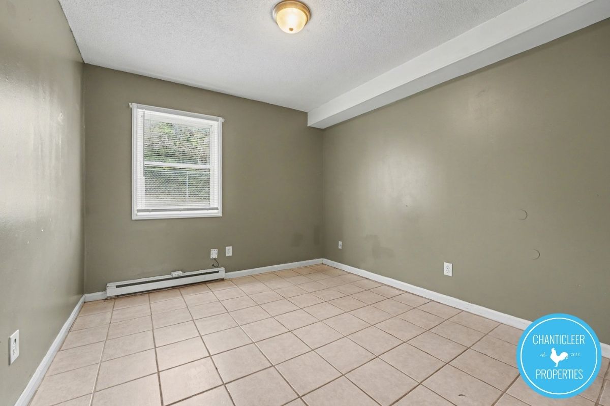 1504 Autumn Drive — Unit A photo 14