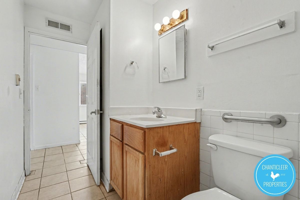 1504 Autumn Drive — Unit A photo 21