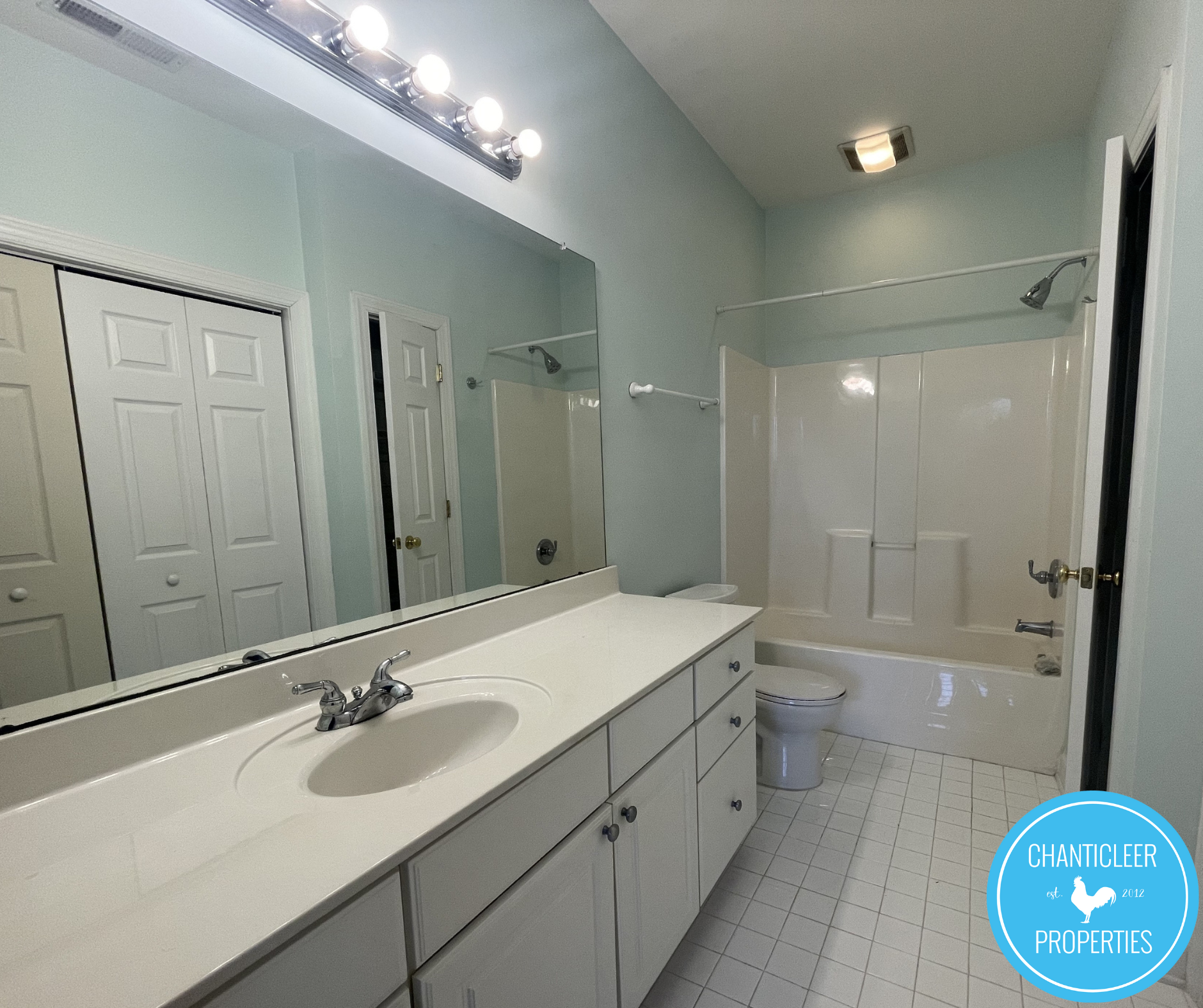 701 Copperline Dr #303 photo 13
