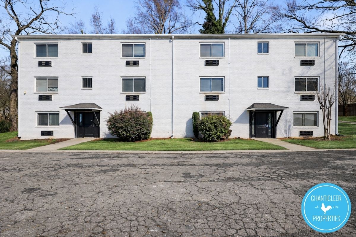 1047 West Academy Street — Unit 12 photo 14