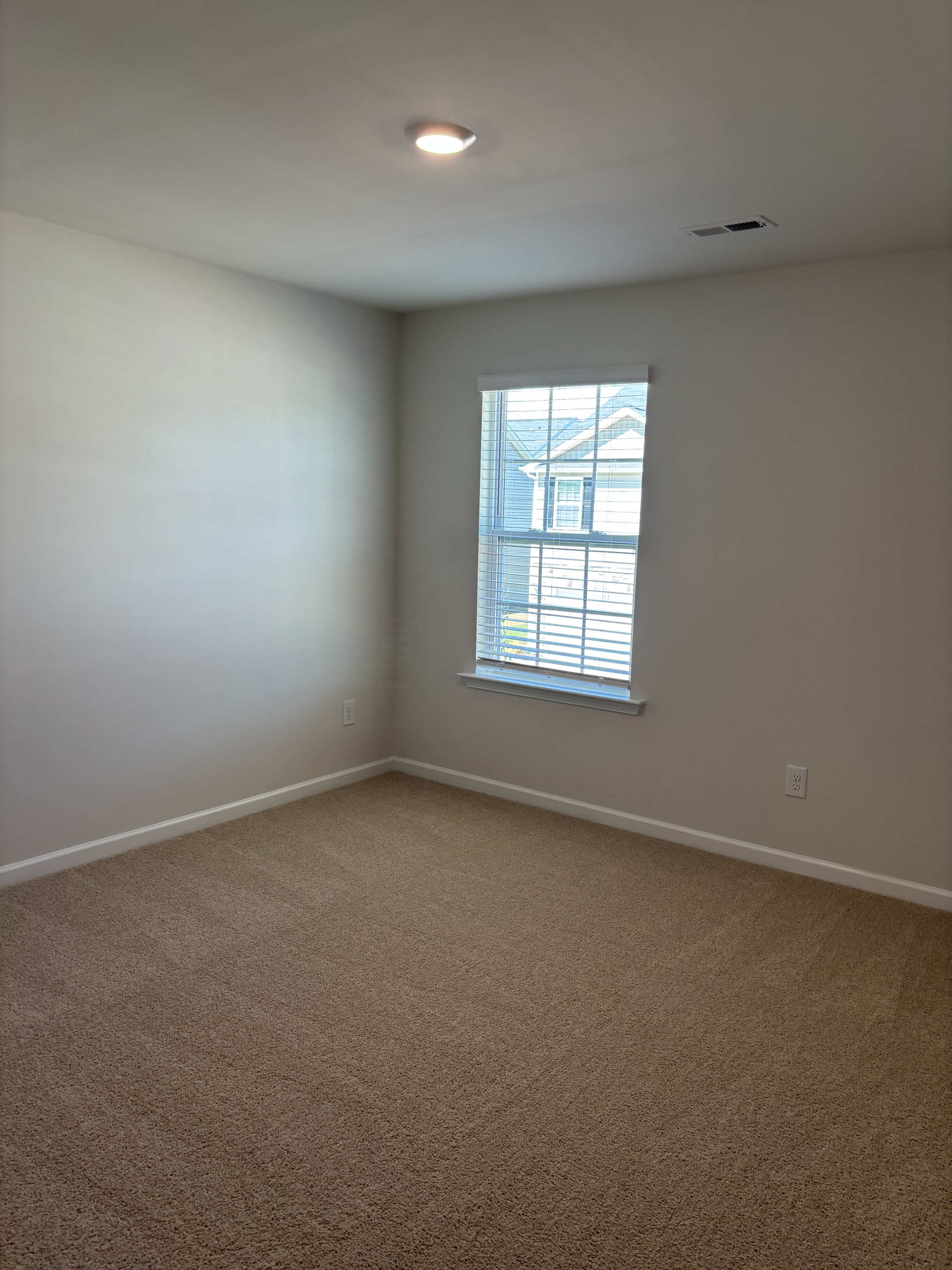 1412 Maltese Ln photo 6