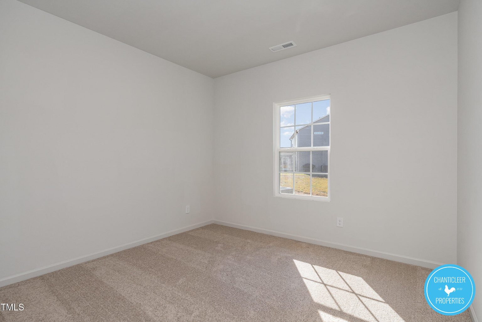 6748 Hardwick Lane photo 12