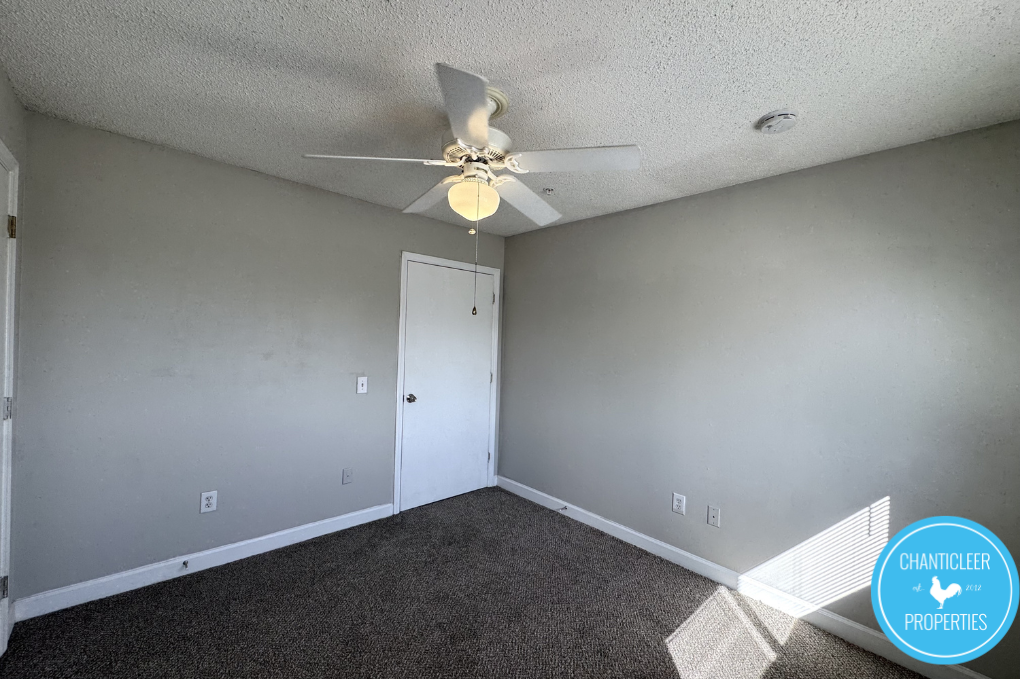 303 Smith Level Road photo 15