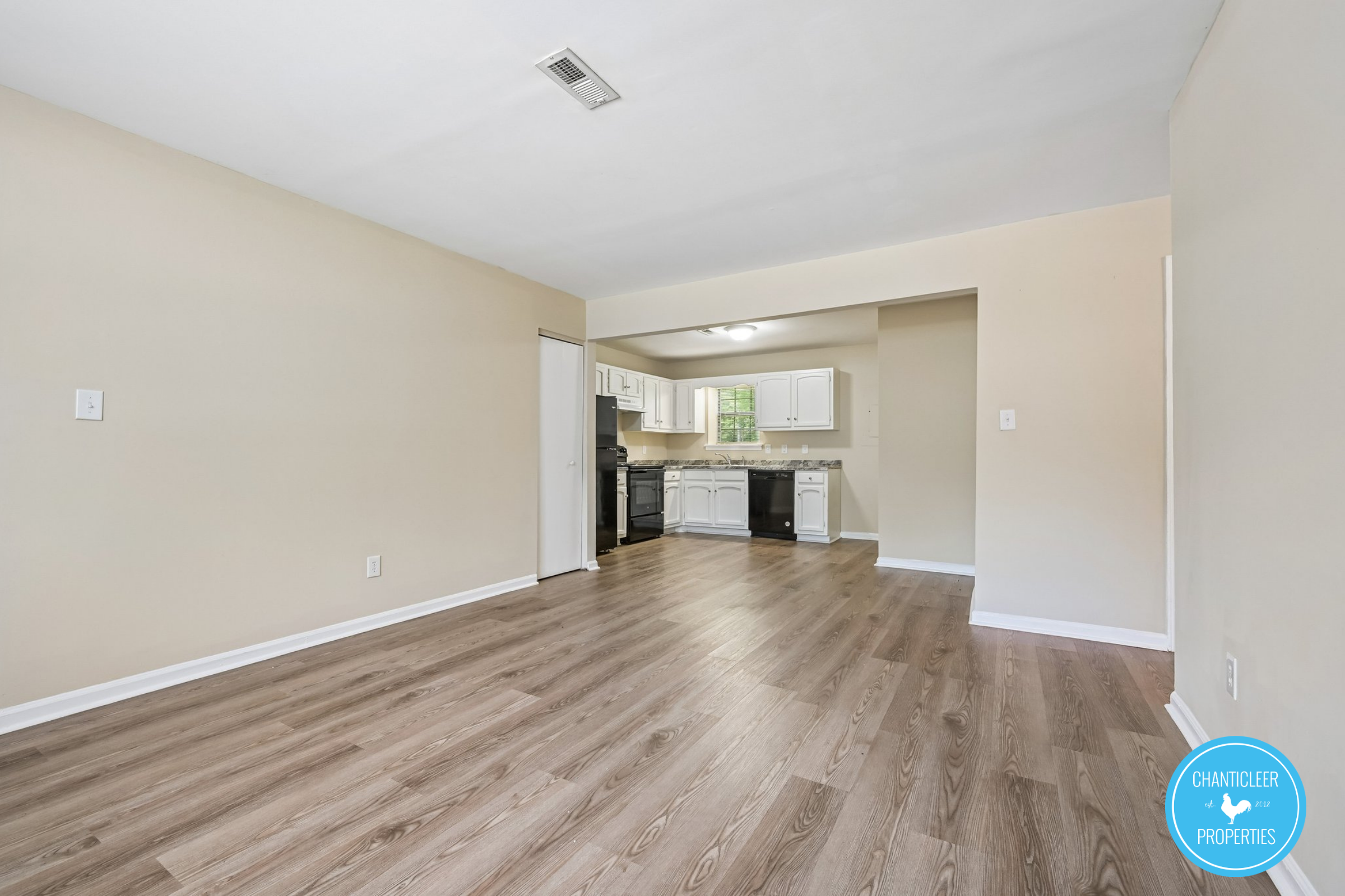 508 East Harden Street — Unit B photo 7